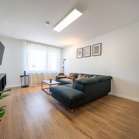 Urbaner Komfort Und Lage In Barmen - Blnm * وبرتال