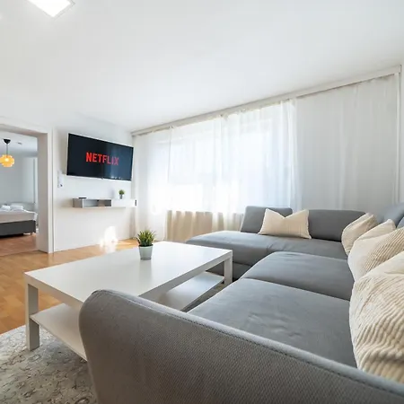 Urbaner Komfort Und Lage In Barmen - Blnm وبرتال