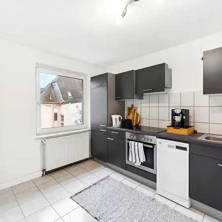 Urbaner Komfort Und Lage In Barmen - Blnm *