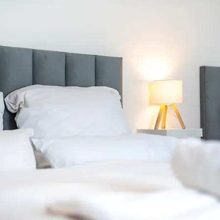 Urbaner Komfort Und Lage In Barmen - Blnm *