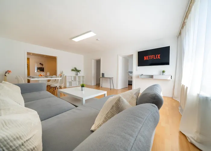 Urbaner Komfort Und Lage In Barmen - Blnm